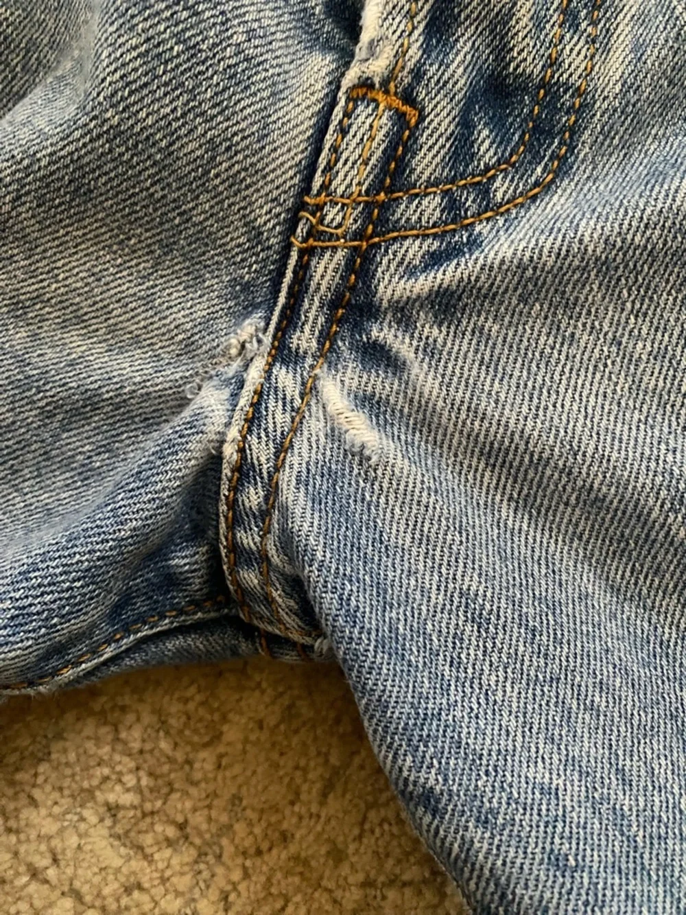 Levi’s Vintage 501s Classic Faded Blue Straight-Leg Jeans Button Fly: W31/L30